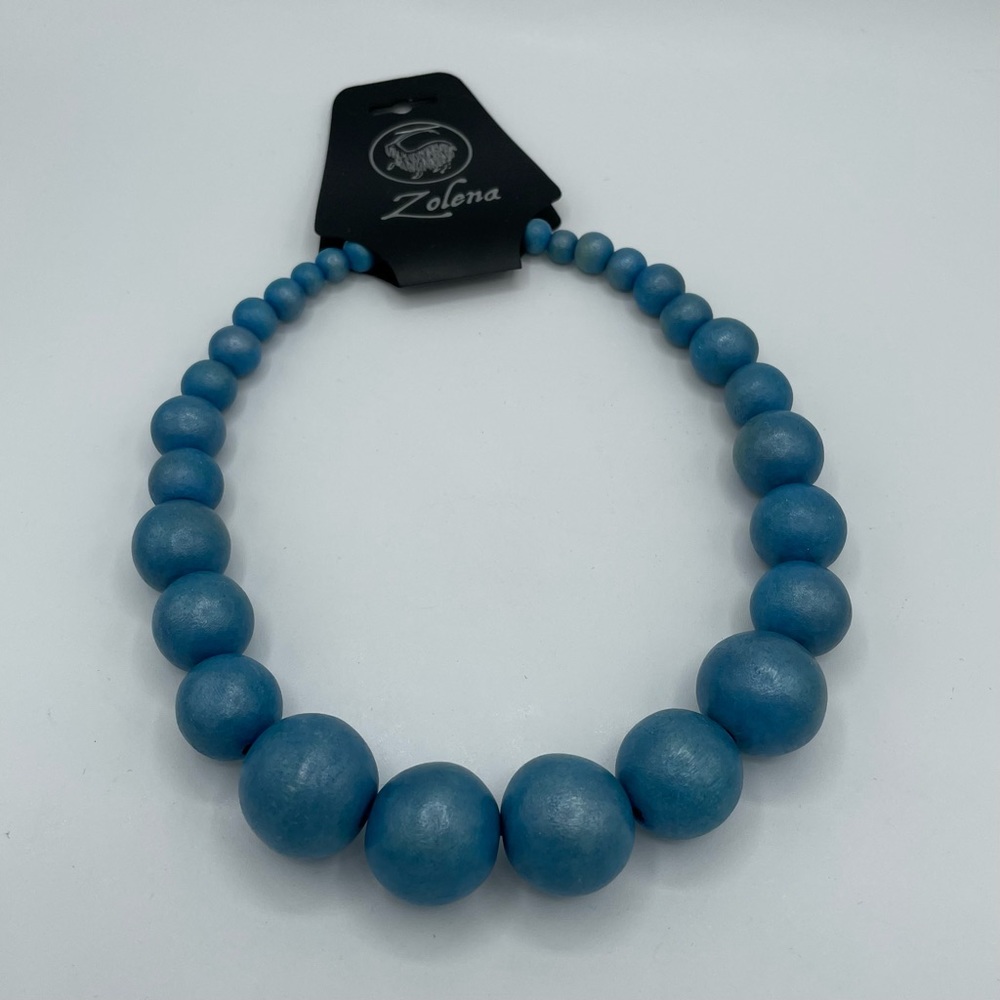 NWT Beaded Blue Wood Necklace